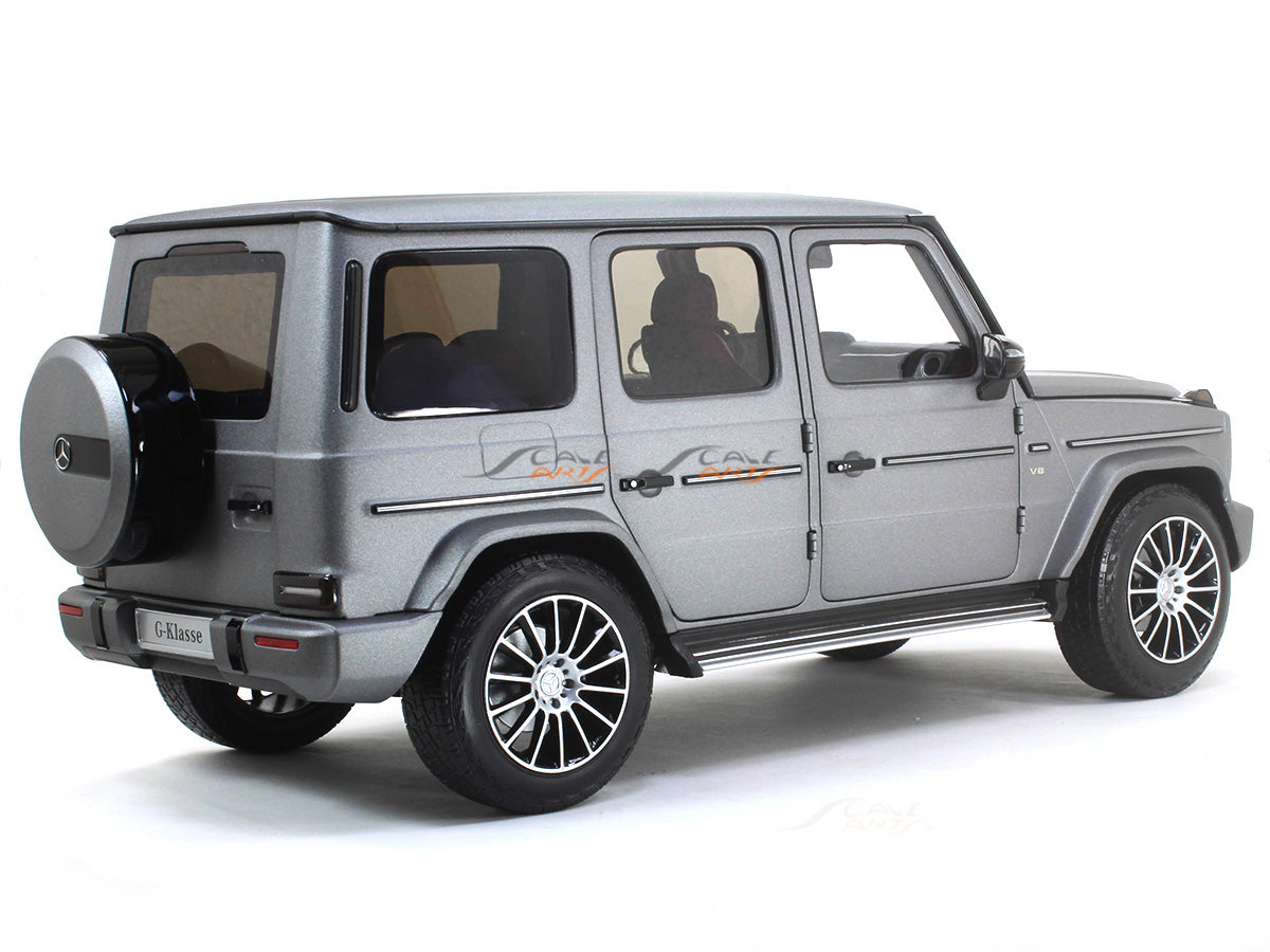 2018 Mercedes-Benz G-Wagon W463 1:18 Minichamps diecast scale