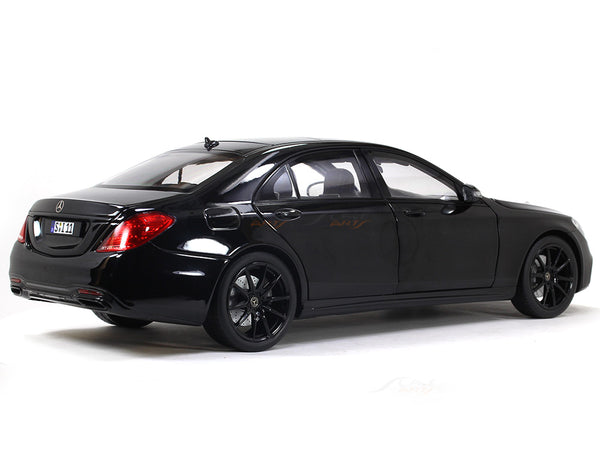 1/18 NOREV MERCEDES-BENZ V-Class AMG-Line 2018 Argent 183871 ARRIVAGE 1/18 NOREV MERCEDES-BENZ V-Class AMG-Line 2018 Argent 183871 ARRIVAGE