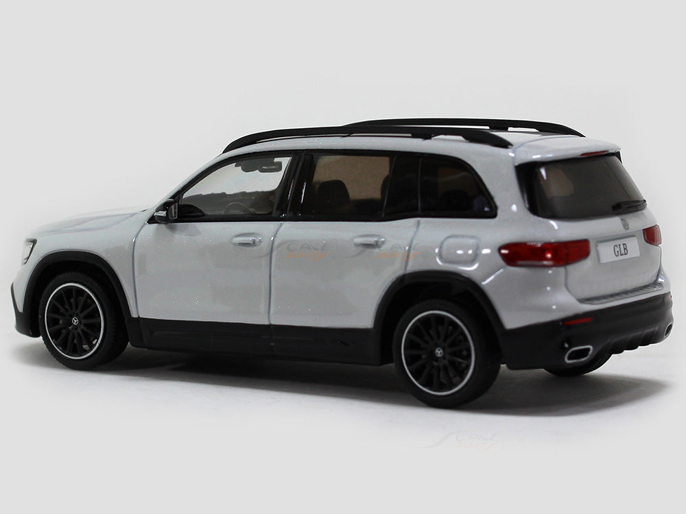 2019-Mercedes-Benz-GLB-X247-