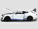 2020 Ford Mustang Shelby GT500 white 1:18 Maisto diecast Scale Model car.