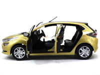 2020 Tata Altroz 1:20 Dealer Edition diecast scale model car.