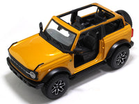 2021 Ford Bronco Badlands orange 1:18 Maisto diecast Scale Model car.