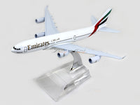 Airbus A340 Emirates Airways 1:400 diecast airplane model.