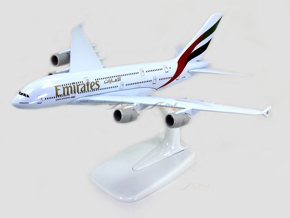 Airbus A380 Emirates 1:400 diecast airplane model | Scale Arts India