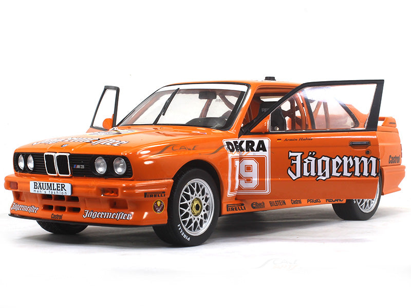 BMW M3 E30 1/18スケールモデルカー BMW E30 M3 モデルカー ミニチュア 1/18 | Wright Company Inc.