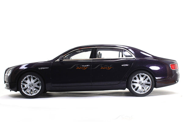 Kyosho 1:43 Bentley Flying Spur W12 perle d'argent BL1051 modèle Kyosho 1:43 Bentley Flying Spur W12 perle d'argent BL1051 modèle