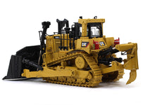 CAT D10T2 Track Type Tractor 1:50 Diecast Master scale model.