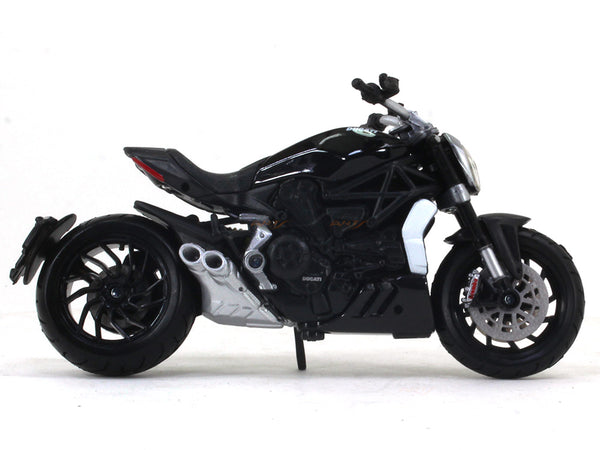 Modellino Bburago 1:18 Ducati XDiavel S 2016 - Moto Diecast Nera, Collezionismo