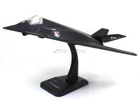 F117 Nighthawk 1:72 NewRay Plastic fighet jet model.