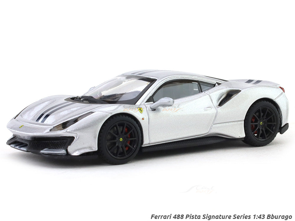 FERRARI 488 PISTA 1:43スケール モデルカー 1:43 Ferrari 488 PISTA – Forza Italia