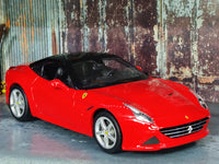 Ferrari California T closed top 1:18 Bburago diecast Scale Model car.