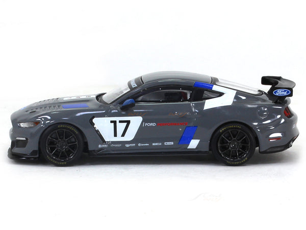 627125_3 627125_3