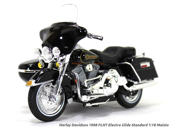 Harley-Davidson 1998 FLHT Electra Glide Standard 1:18 Maisto diecast scale model bike.