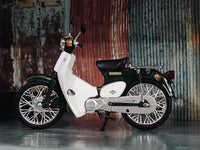 Honda Super Cub50 green 1:12 Aoshima diecast Scale Model bike.