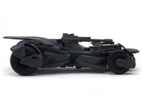 Justice League Batmobil 1:32 Jada diecast Scale Model Car.