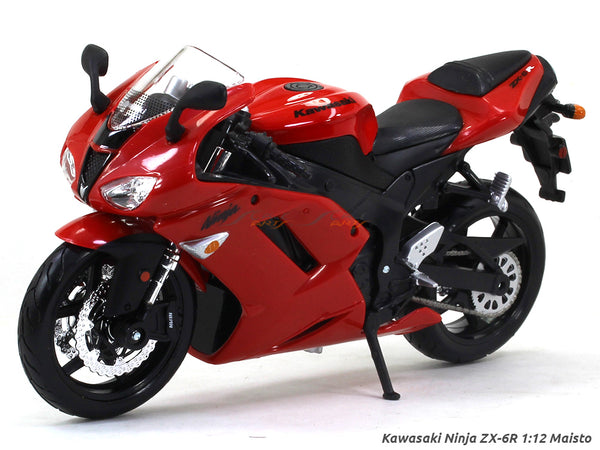 Kawasaki Ninja ZX 6R 1:12 Maisto diecast Scale Model bike.