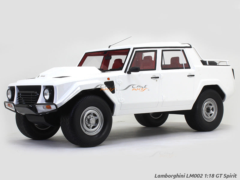 Lamborghini LM002 1:18 GT Spirit scale model car | Scale Arts India