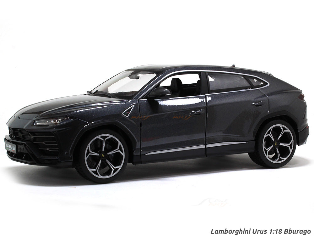 Lamborghini Urus grey 1:20 Bburago diecast Scale Model car Scale