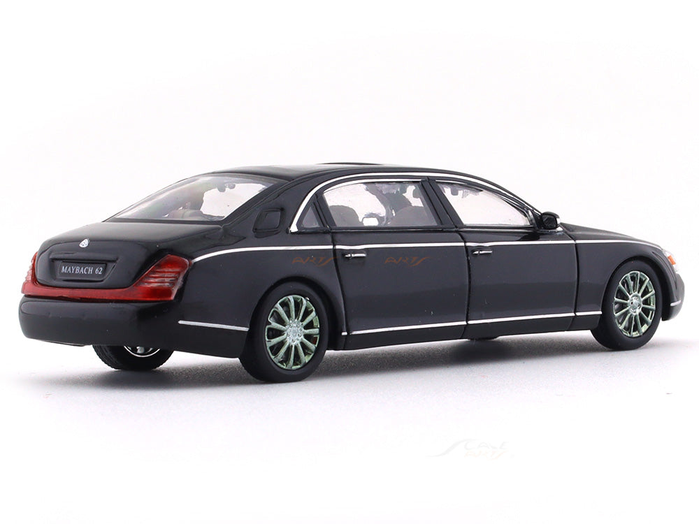 Maybach-62-Blue-black-1-64-