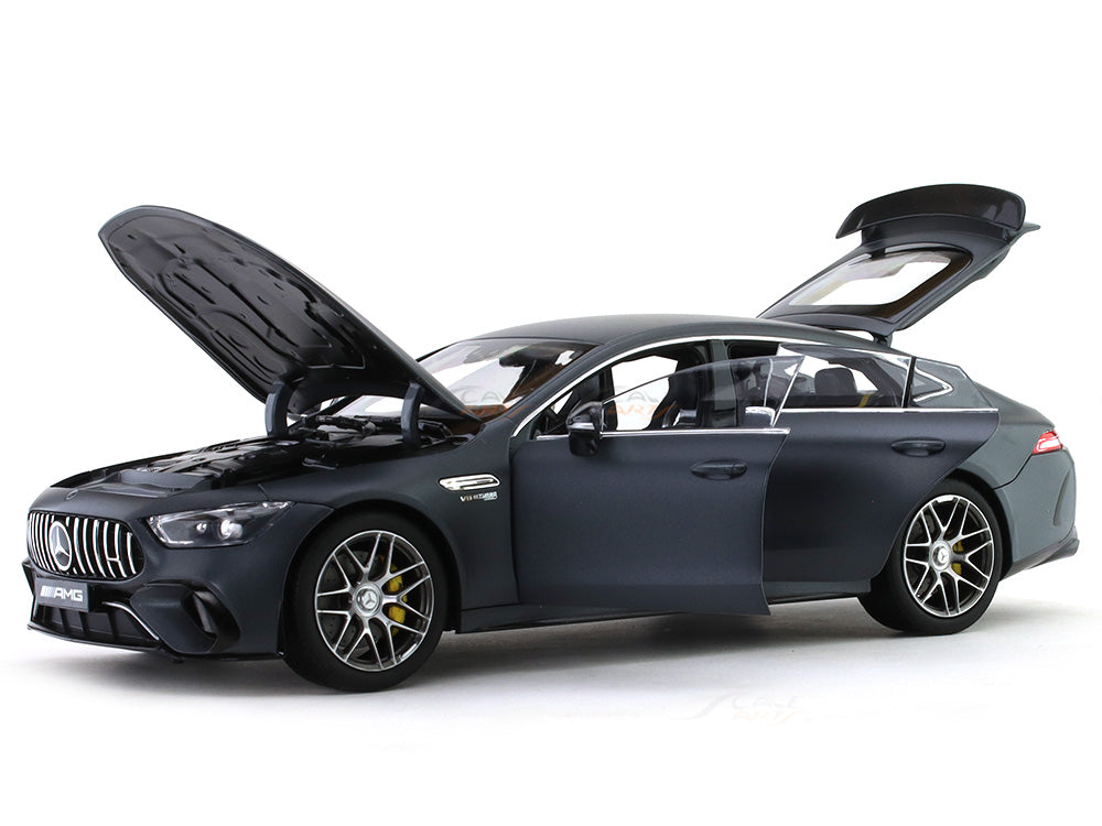 Mercedes-Benz AMG GT 63 S 4Matic X290 1:18 Norev diecast scale