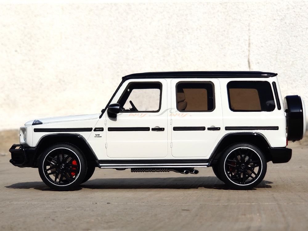 Mercedes-Benz G Class G63 AMG W463 V8 BiTurbo 1:18 GT Spirit scale