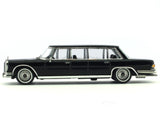 Mercedes-Benz Pullman W100 black 1:64 Yunali diecast scale model collectible
