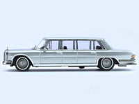 Mercedes-Benz Pullman W100 silver 1:64 Yunali diecast scale model collectible