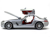 Mercedes-Benz SLS AMG Gullwing 1:18 Maisto diecast Scale Model car.