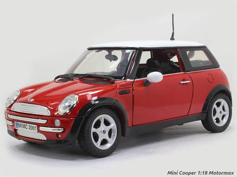 Mini Cooper 1:18 Motormax diecast scale model car | Scale Arts India