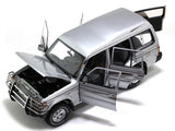 Mitsubishi Pajero V31 1:18 Sunyork diecast Scale Model car