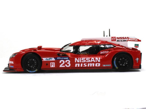 Nissan GT-R LM Nismo 1:43 Premium X diecast Scale Model car