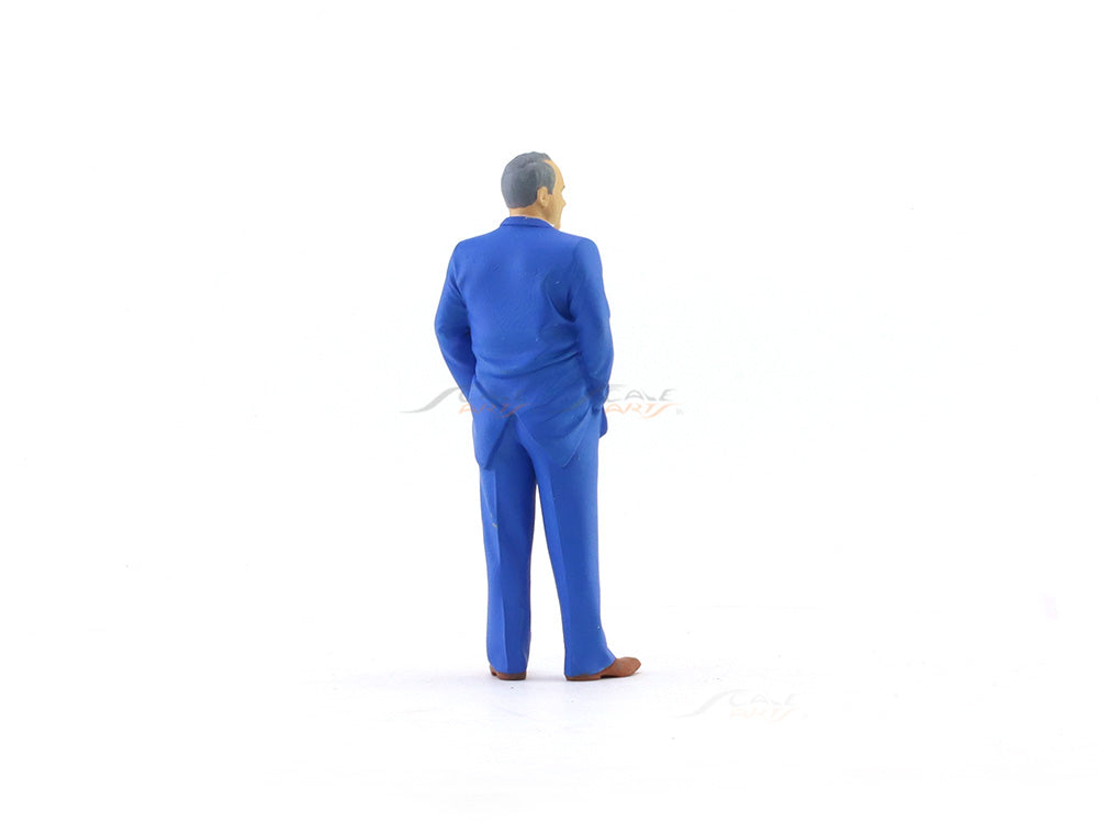 Generic Scale Figure Old Man generic 1:18 Scale Arts In scale model figure / accessories ...