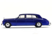 Rolls-Royce Phantom VI blue 1:64 DCM diecast scale model car