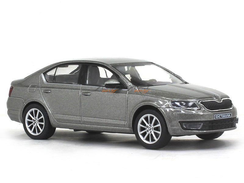 Skoda-Octavia-1-43-Abrex-
