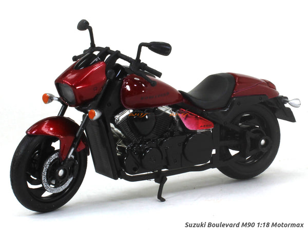 Suzuki Boulevard M90 1:18 Motormax diecast scale model bike.